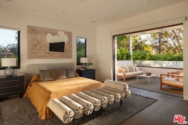 1609 N Stanley Avenue, Los Angeles, CA 90046