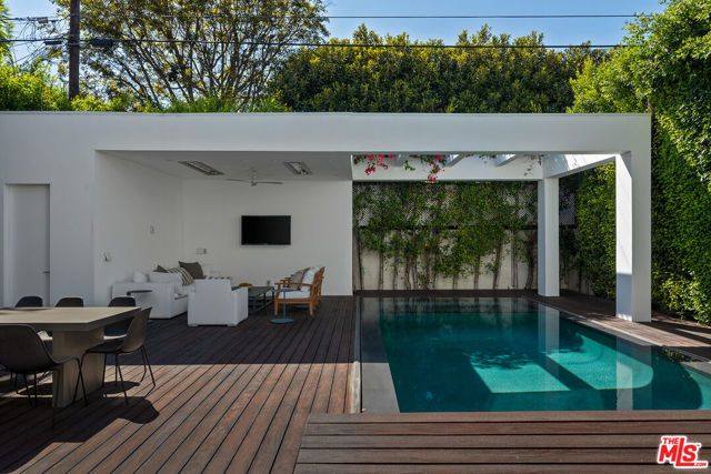 1609 N Stanley Avenue, Los Angeles, CA 90046