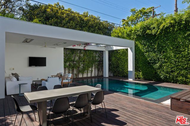 1609 N Stanley Avenue, Los Angeles, CA 90046