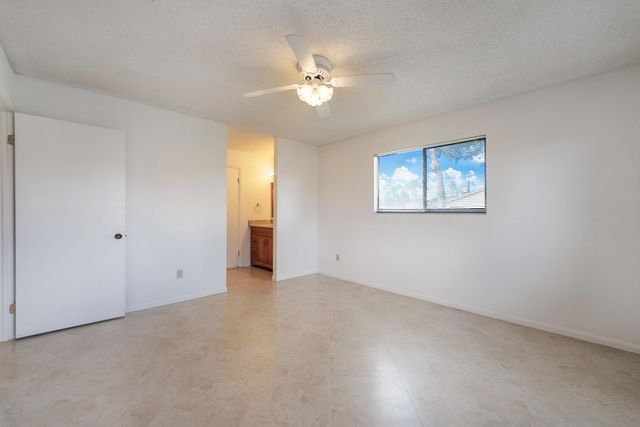 22 Walcott Drive, Boynton Beach, FL 33426