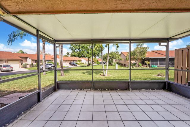 22 Walcott Drive, Boynton Beach, FL 33426