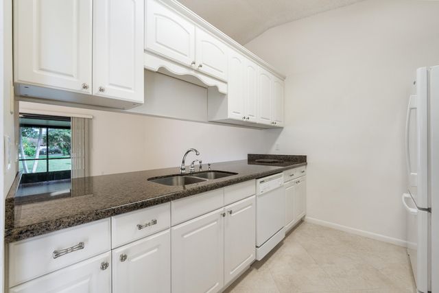 22 Walcott Drive, Boynton Beach, FL 33426