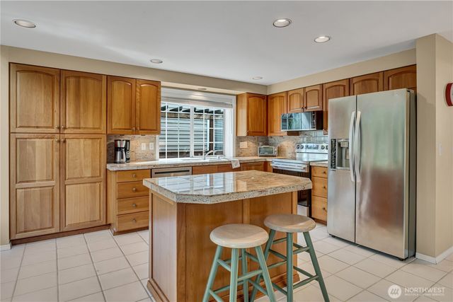 8313 61st Street Ct W, University Place, WA 98467