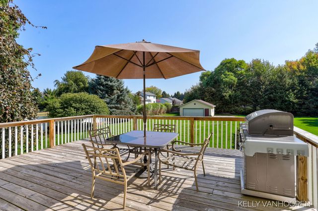 6458 Pleasant Valley Drive SW, Byron Center, MI 49315