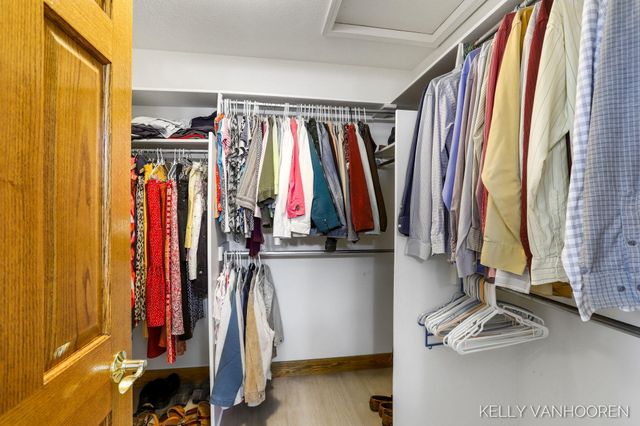 6458 Pleasant Valley Drive SW, Byron Center, MI 49315