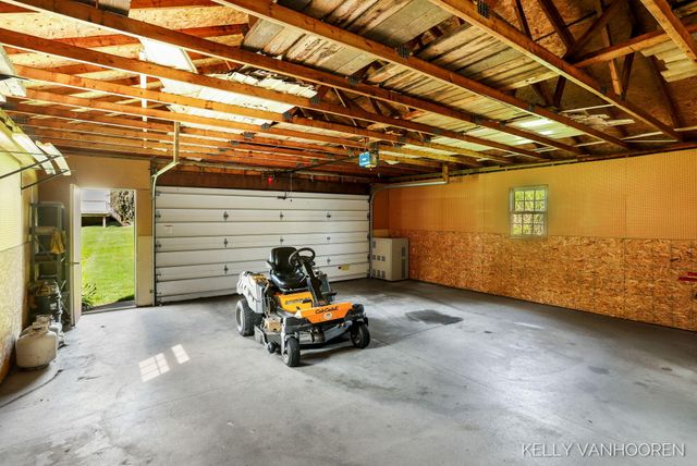 6458 Pleasant Valley Drive SW, Byron Center, MI 49315