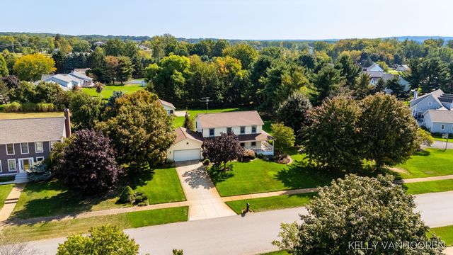 6458 Pleasant Valley Drive SW, Byron Center, MI 49315