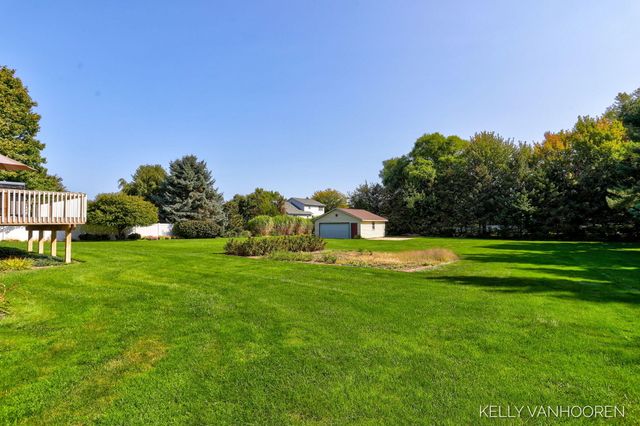 6458 Pleasant Valley Drive SW, Byron Center, MI 49315