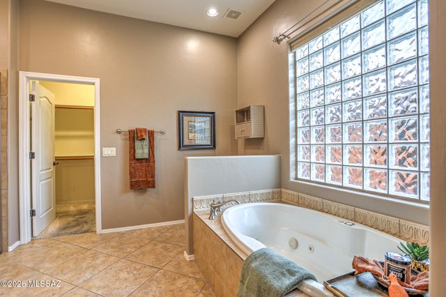 13805 N Keystone Springs Drive, Oro Valley, AZ 85755