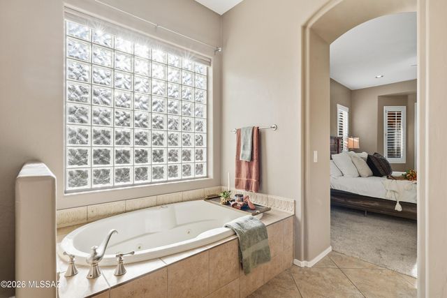 13805 N Keystone Springs Drive, Oro Valley, AZ 85755