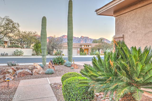 13805 N Keystone Springs Drive, Oro Valley, AZ 85755