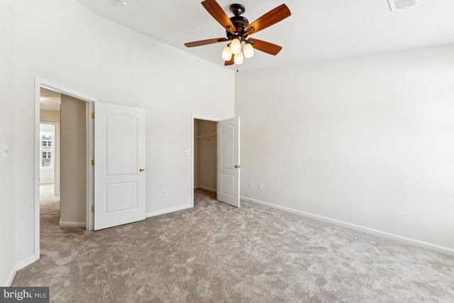 8406 HAMLIN ST, Lanham, MD 20706