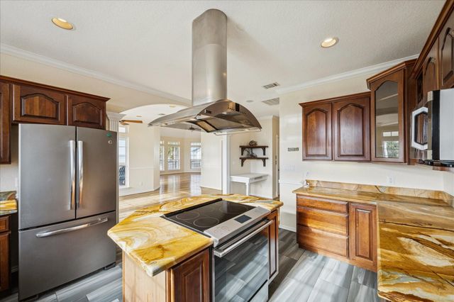 22621 Bay Point Drive, Galveston, TX 77554