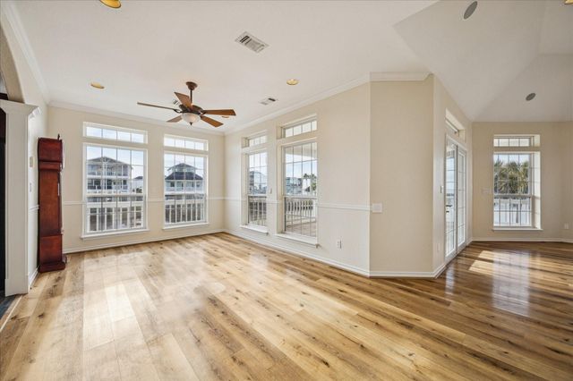 22621 Bay Point Drive, Galveston, TX 77554