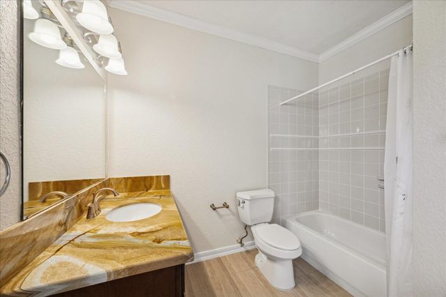 22621 Bay Point Drive, Galveston, TX 77554