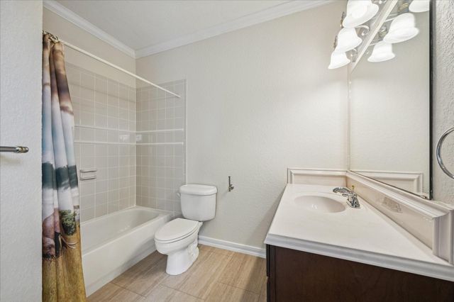 22621 Bay Point Drive, Galveston, TX 77554