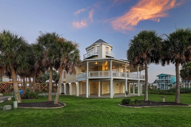 22621 Bay Point Drive, Galveston, TX 77554