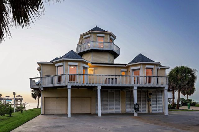 22621 Bay Point Drive, Galveston, TX 77554