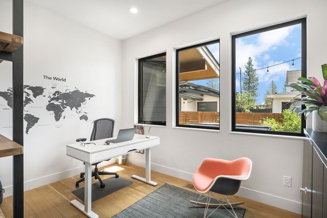 3112 NW Blodgett Way, Bend, OR 97703