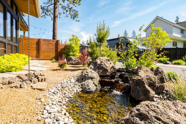 3112 NW Blodgett Way, Bend, OR 97703