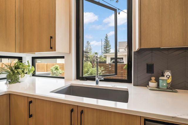 3112 NW Blodgett Way, Bend, OR 97703