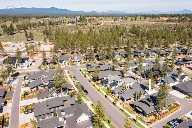 3112 NW Blodgett Way, Bend, OR 97703