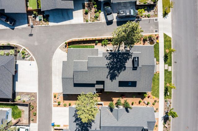 3112 NW Blodgett Way, Bend, OR 97703