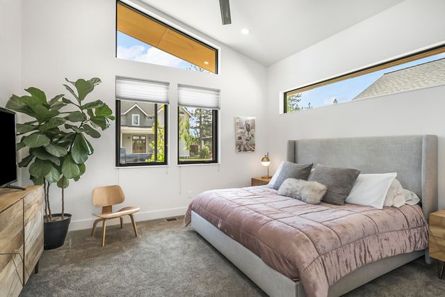 3112 NW Blodgett Way, Bend, OR 97703