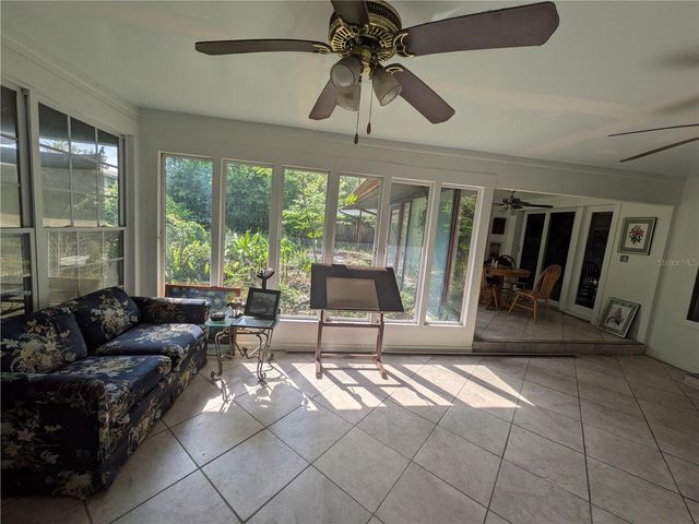 2007 E RAMPART STREET, Tampa, FL 33604