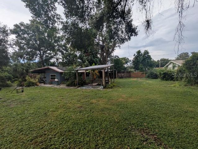 2007 E RAMPART STREET, Tampa, FL 33604