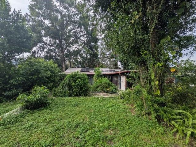 2007 E RAMPART STREET, Tampa, FL 33604