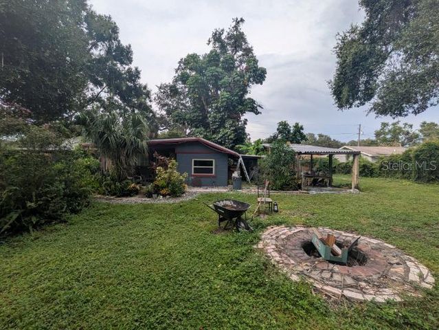 2007 E RAMPART STREET, Tampa, FL 33604