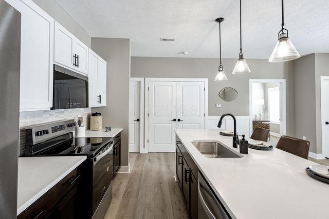 5652 Apothecary Way, 2, New Albany, OH 43054