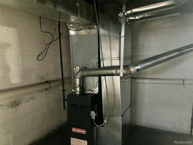 19780 Barlow Street, Detroit, MI 48205