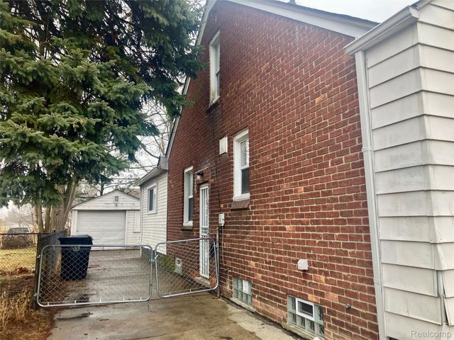 19780 Barlow Street, Detroit, MI 48205