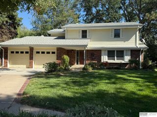 21414 Shamrock Circle, Omaha, NE 68022