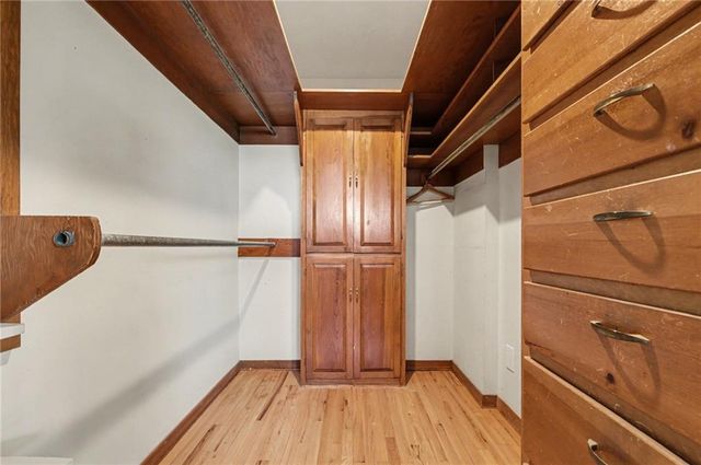 107 E Santa Fe Trail, Kansas City, MO 64145