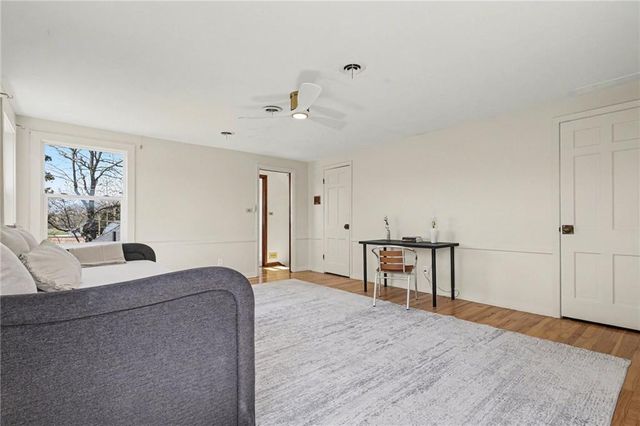 107 E Santa Fe Trail, Kansas City, MO 64145