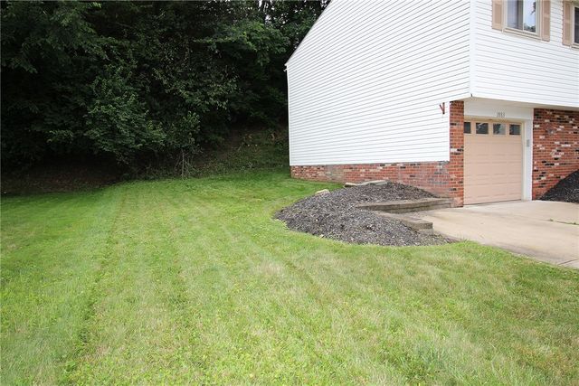 2883 Amy Drive, South Park, PA 15129