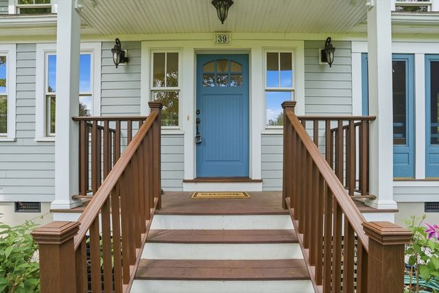 39 Ethan Allen Dr., Acton, MA 01720