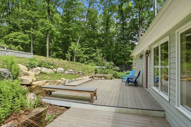 39 Ethan Allen Dr., Acton, MA 01720