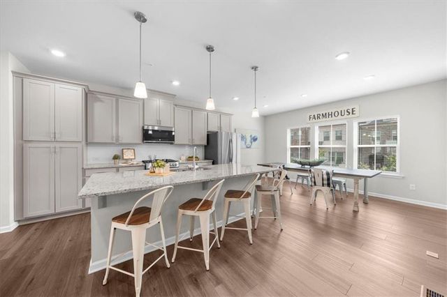 324 Commons Avenue, Woodstock, GA 30188