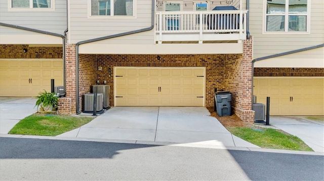 324 Commons Avenue, Woodstock, GA 30188