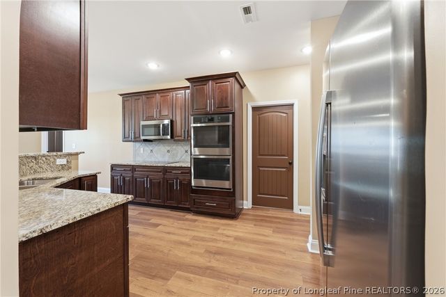 206 Leland Lane, Raeford, NC 28376