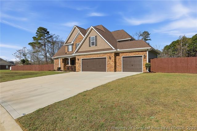 206 Leland Lane, Raeford, NC 28376