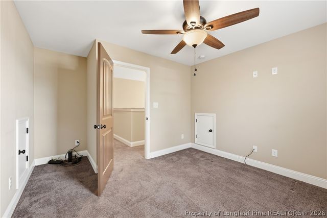 206 Leland Lane, Raeford, NC 28376