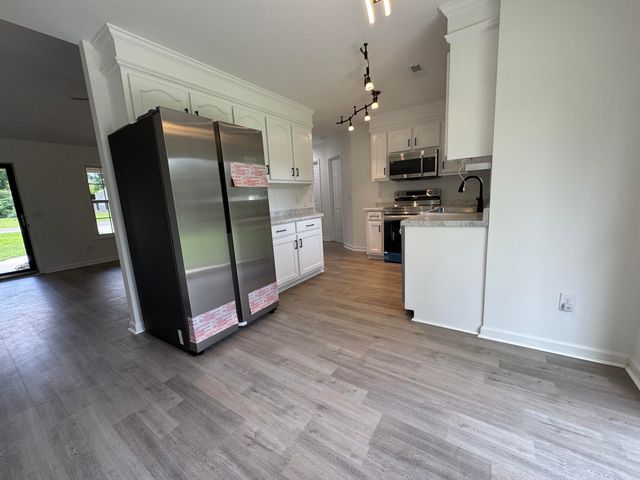 3330 Denton Drive, Dalzell, SC 29040