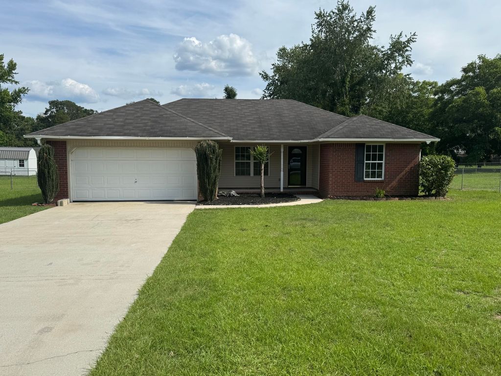 3330 Denton Drive, Dalzell, SC 29040