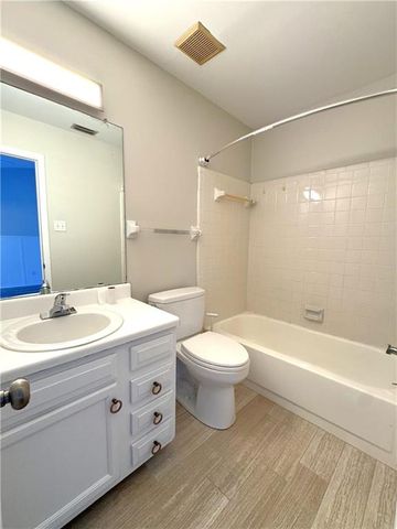 5900 Grelot Road 504, Mobile, AL 36609