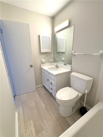 5900 Grelot Road 504, Mobile, AL 36609